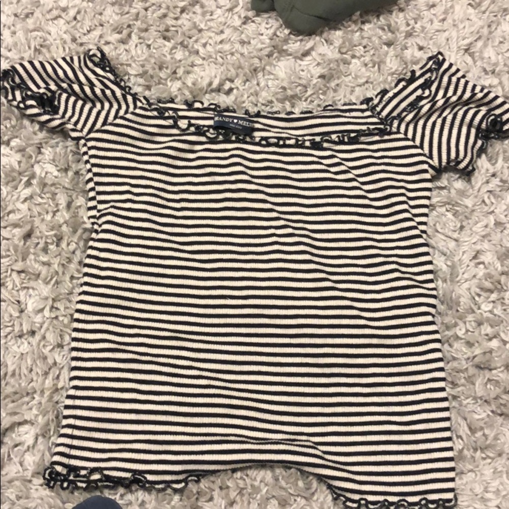 Brandy Melville cropped off the shoulder top!